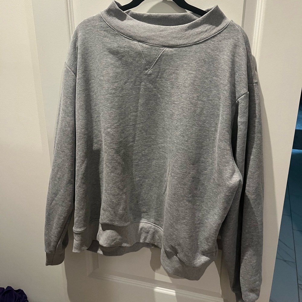 PARKE Classic Mockneck in Charcoal